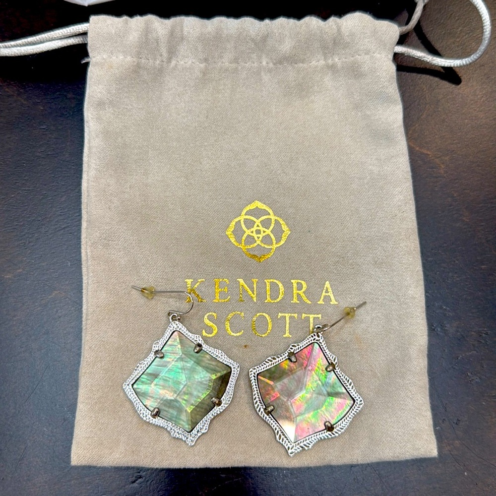 Kendra Scott silver and gray iridescent earrings